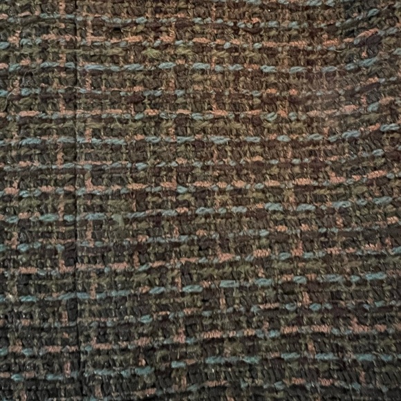 Chanel skirt suit - Picture 5 of 7